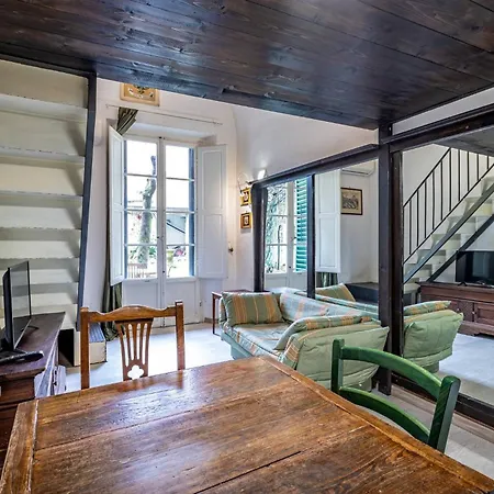 Roommo Pergola *